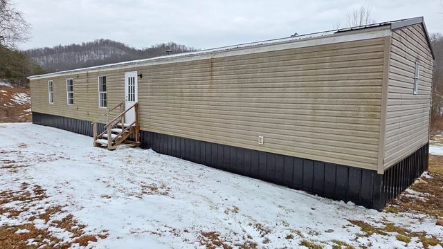 197 Gregory Hines Lane, Barbourville, KY 40906