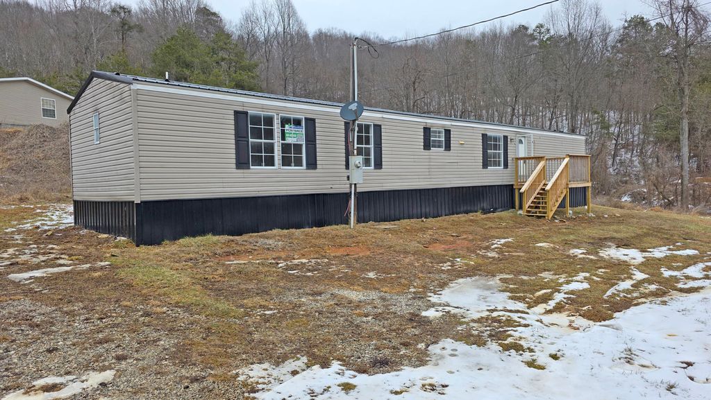 197 Gregory Hines Lane, Barbourville, KY 40906