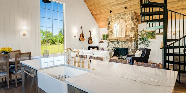 795 Tucker Rd, Dickson, TN 37055