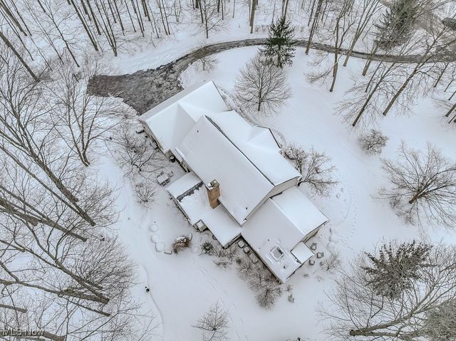 8600 Tamarack Trail, Chagrin Falls, OH 44023