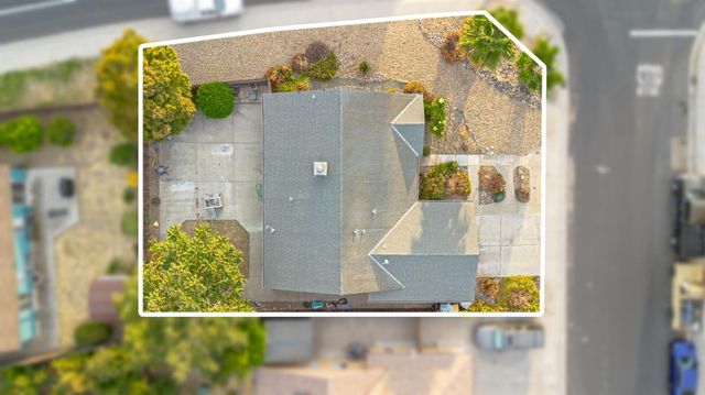 1200 Cannella Ct, Lathrop, CA 95330