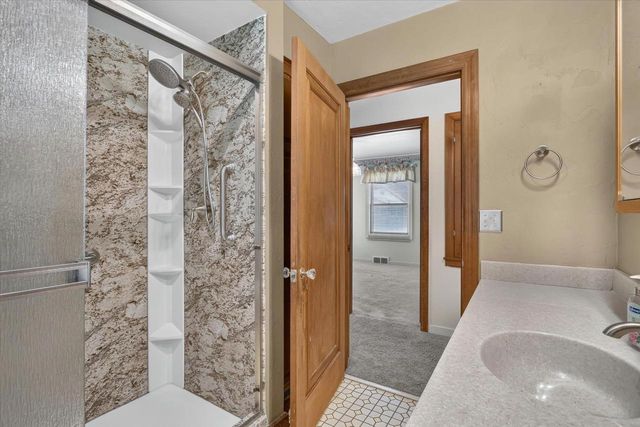 1129 Johnson Street, Beloit, WI 53511