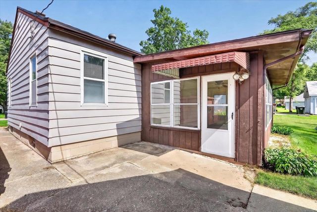 1129 Johnson Street, Beloit, WI 53511