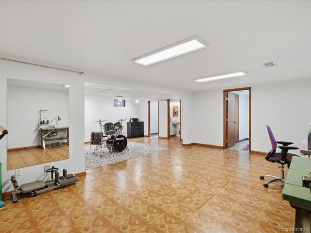 16636 E Rice Circle, Aurora, CO 80015