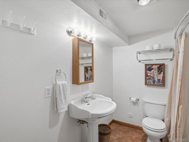 16636 E Rice Circle, Aurora, CO 80015