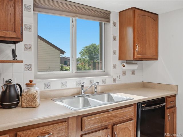16636 E Rice Circle, Aurora, CO 80015