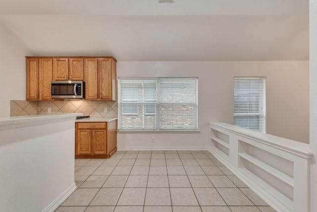 10441 Stoneside Trail, Fort Worth, TX 76244