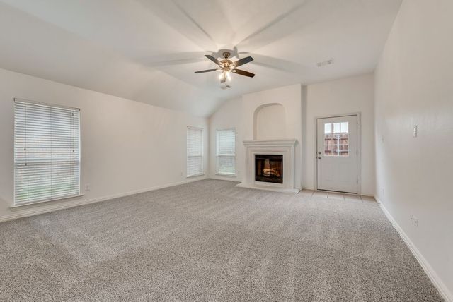 10441 Stoneside Trail, Fort Worth, TX 76244