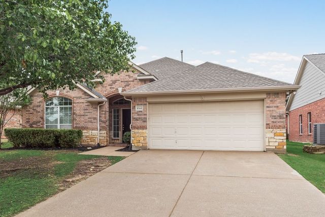 10441 Stoneside Trail, Fort Worth, TX 76244