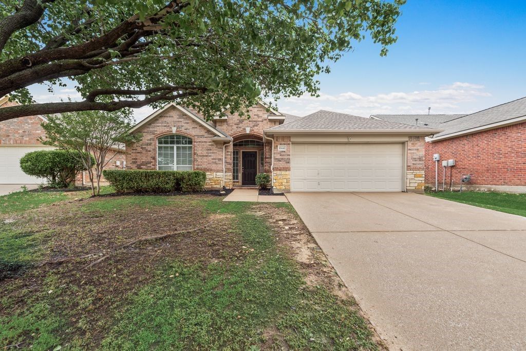 10441 Stoneside Trail, Fort Worth, TX 76244