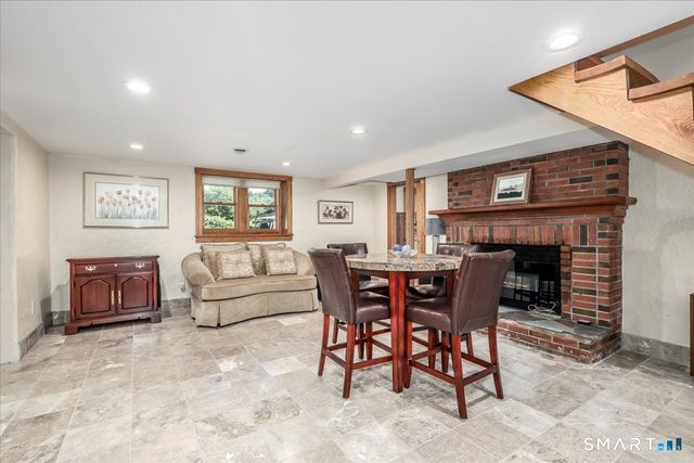 161 Derby Avenue, Orange, CT 06477