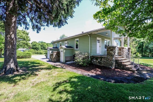 161 Derby Avenue, Orange, CT 06477
