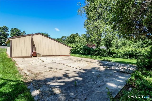 161 Derby Avenue, Orange, CT 06477