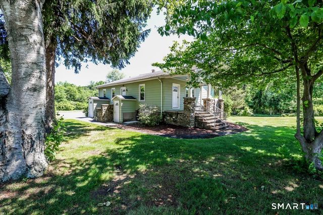 161 Derby Avenue, Orange, CT 06477