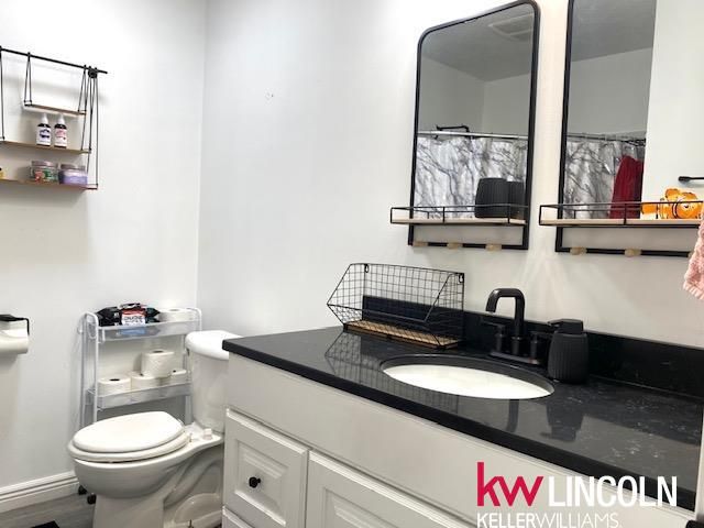 736 W Burt Drive, Lincoln, NE 68521
