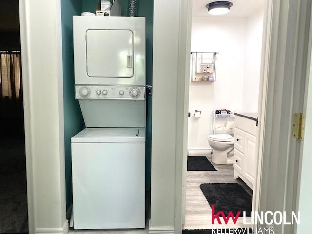 736 W Burt Drive, Lincoln, NE 68521