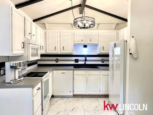 736 W Burt Drive, Lincoln, NE 68521