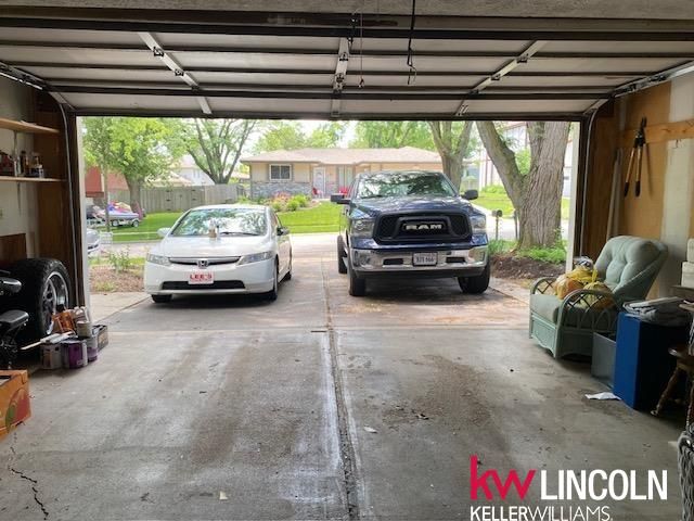 736 W Burt Drive, Lincoln, NE 68521