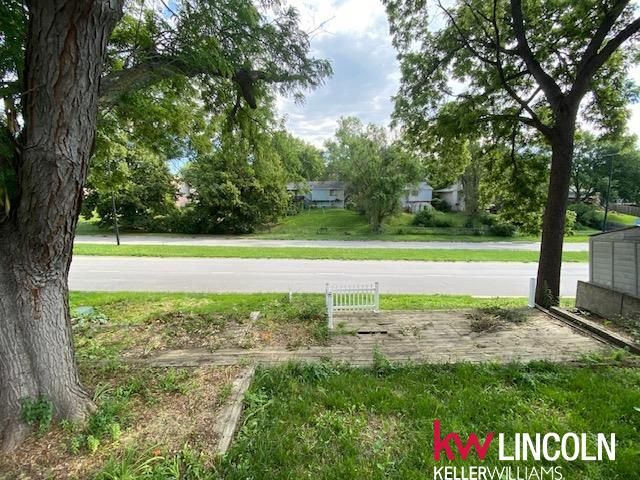 736 W Burt Drive, Lincoln, NE 68521