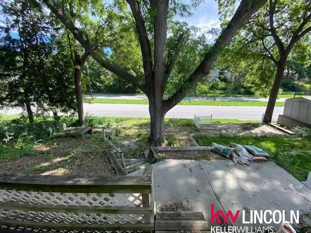 736 W Burt Drive, Lincoln, NE 68521