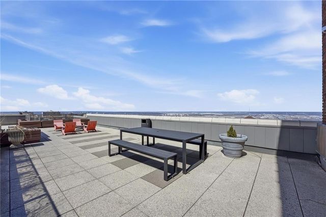21 W 10th Street 4C, Kansas City, MO 64105