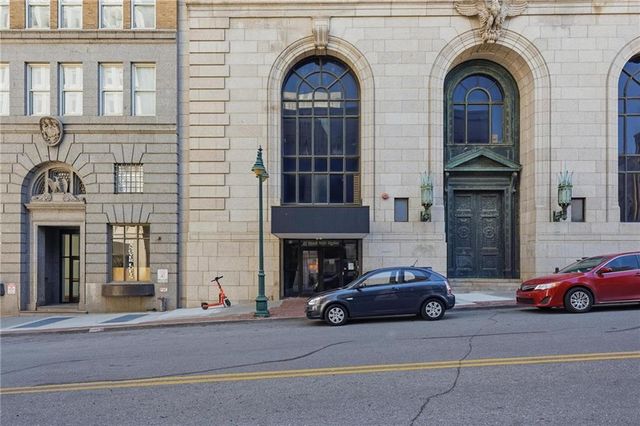 21 W 10th Street 4C, Kansas City, MO 64105