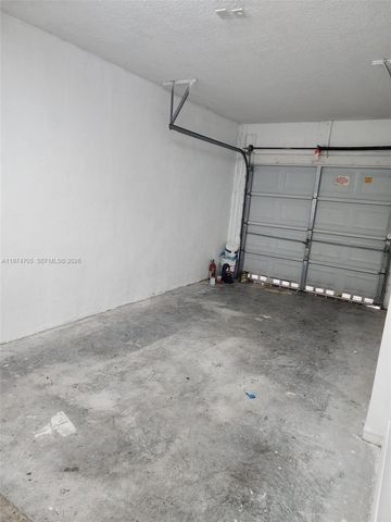 1231 NE 32nd Ave 1231, Homestead, FL 33033