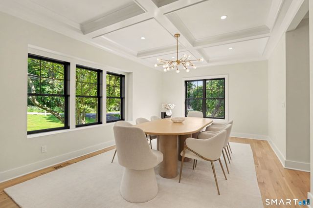 31 Gray Farms Road, Stamford, CT 06905