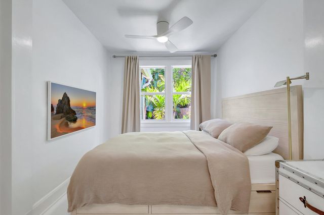 220 S L Street, Lake Worth Beach, FL 33460