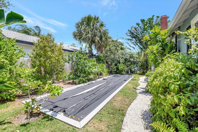 220 S L Street, Lake Worth Beach, FL 33460