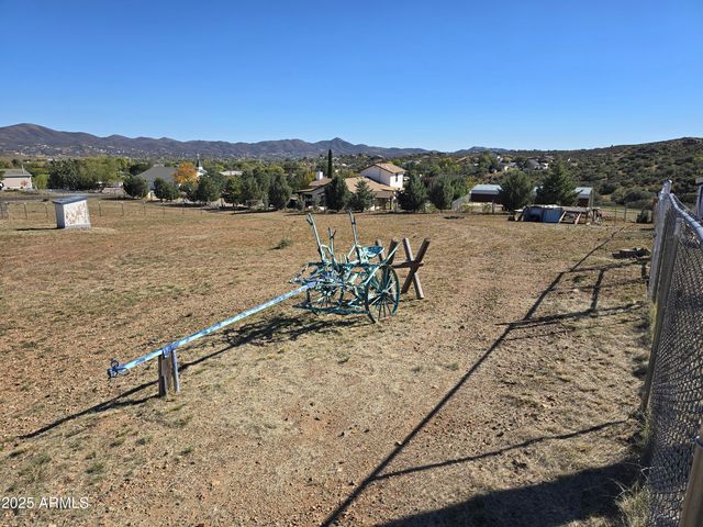 11965 E HENDERSON Road, Dewey, AZ 86327