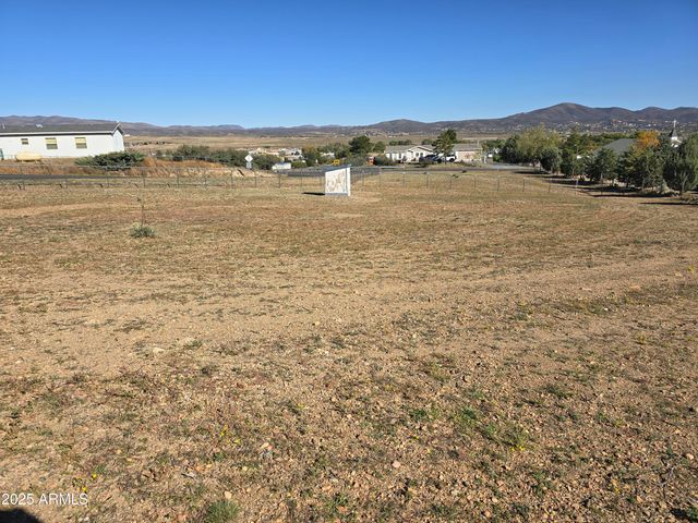 11965 E HENDERSON Road, Dewey, AZ 86327