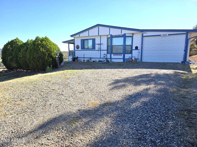 11965 E HENDERSON Road, Dewey, AZ 86327
