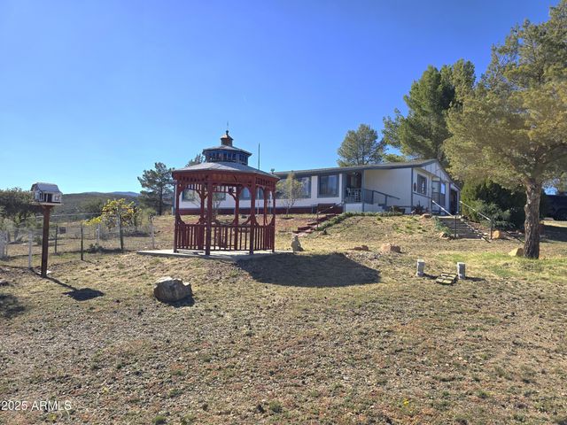 11965 E HENDERSON Road, Dewey, AZ 86327