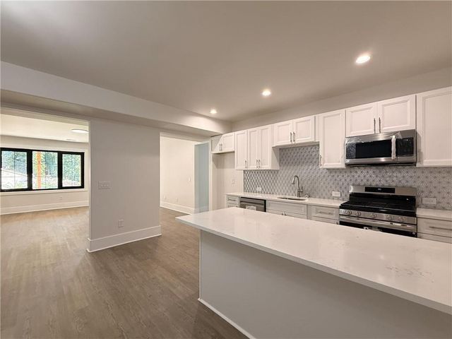 3700 Robinson Road NE, Marietta, GA 30068
