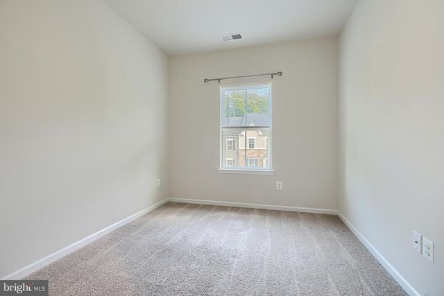 2824 SHAWS RD, Sparrows Point, MD 21219