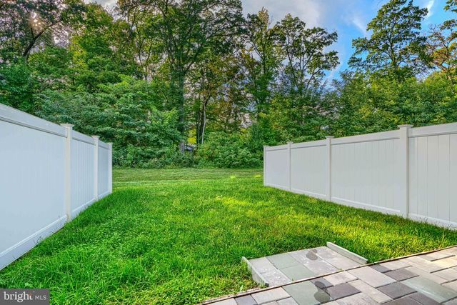 2824 SHAWS RD, Sparrows Point, MD 21219