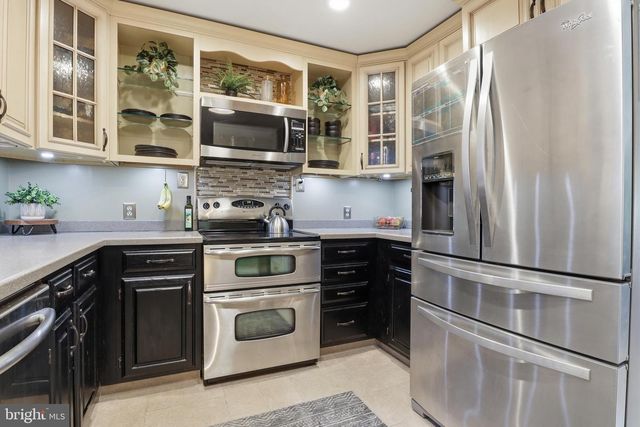 2809 WYNGATE DR, York, PA 17403