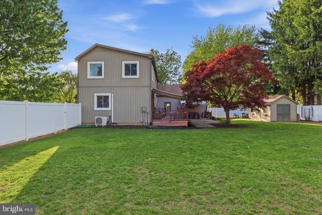 2809 WYNGATE DR, York, PA 17403