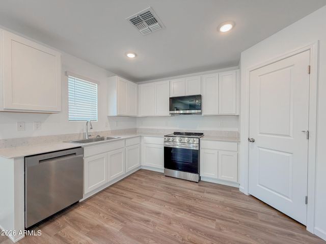 239 W SONORAN VISTA Circle, Coolidge, AZ 85128