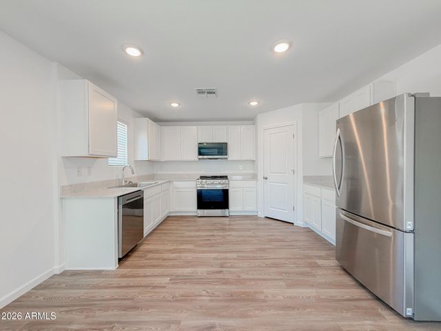 239 W SONORAN VISTA Circle, Coolidge, AZ 85128