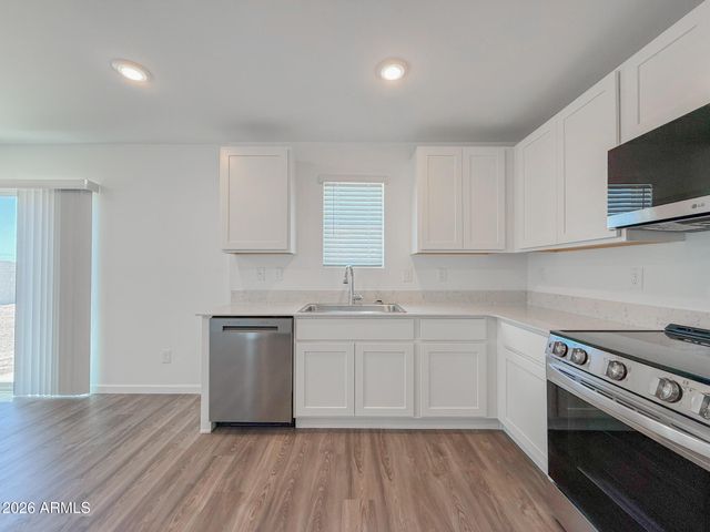 239 W SONORAN VISTA Circle, Coolidge, AZ 85128