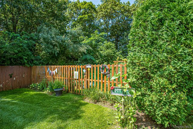 460 Old Town Road 3-O, Port Jefferson Station, NY 11776