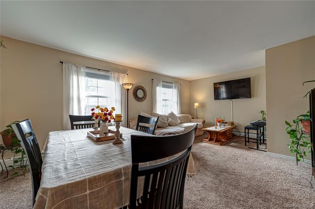 460 Old Town Road 3-O, Port Jefferson Station, NY 11776