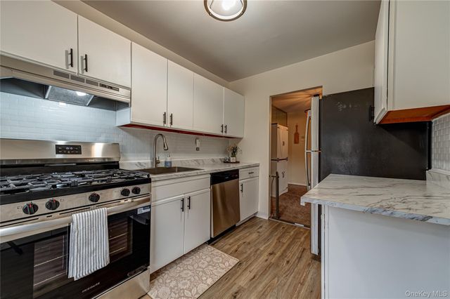 460 Old Town Road 3-O, Port Jefferson Station, NY 11776