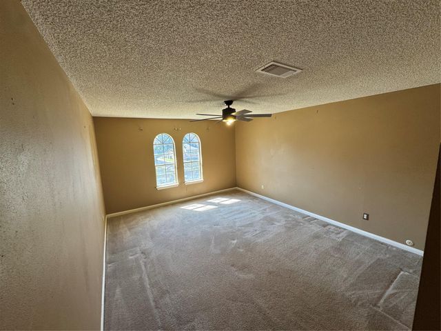 15802 Seattle Street, Houston, TX 77040