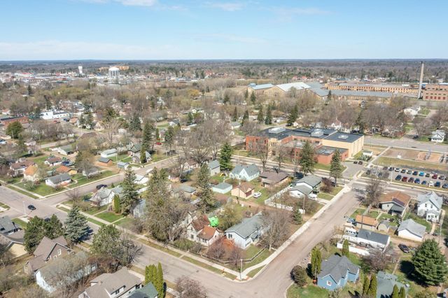 1521 Pine Street, Brainerd, MN 56401