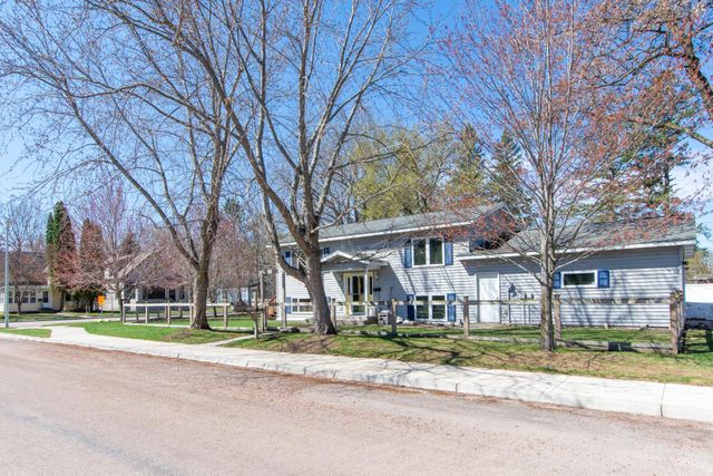 1521 Pine Street, Brainerd, MN 56401