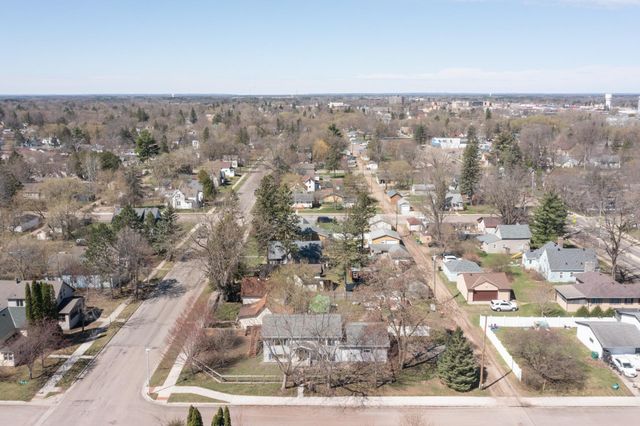 1521 Pine Street, Brainerd, MN 56401