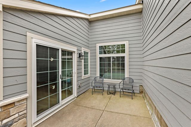 9949 Tamarack Cove, Woodbury, MN 55125